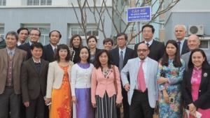 Đoàn đại biểu Đại sứ quán Ý tại Việt Nam đến thăm và làm việc tại Bệnh viện Trường Đại học Y Dược Huế